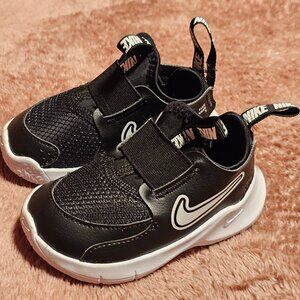 Nike Flex Runner 3 Slip-On Shoe (5C)